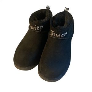 Juicy Fur Lined Ankle Booties!